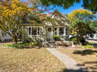 302 S Vermont Avenue, Royal Oak, MI 48067