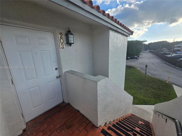 14827 SW 80th St 202-2, Miami, FL 33193
