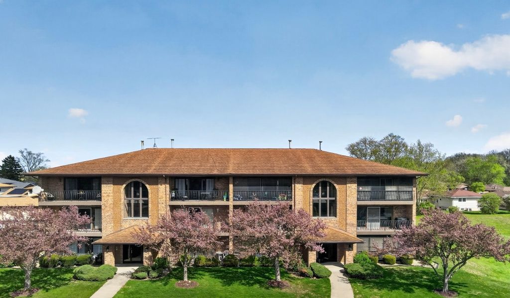 11111 Heritage Drive 3A, Palos Hills, IL 60465