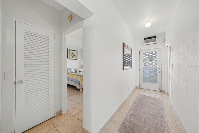 7050 SUNSET WAY 11, St Pete Beach, FL 33706