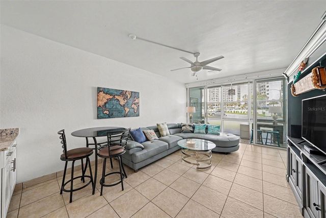 7050 SUNSET WAY 11, St Pete Beach, FL 33706