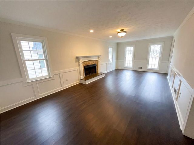 945 Haverhill Trail, Lawrenceville, GA 30044