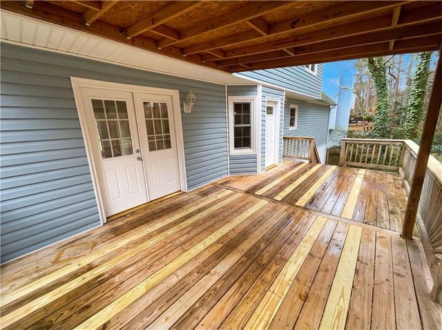 945 Haverhill Trail, Lawrenceville, GA 30044