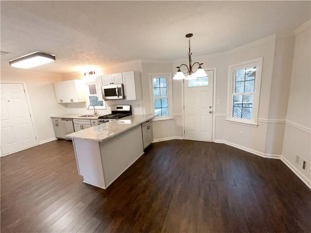 945 Haverhill Trail, Lawrenceville, GA 30044