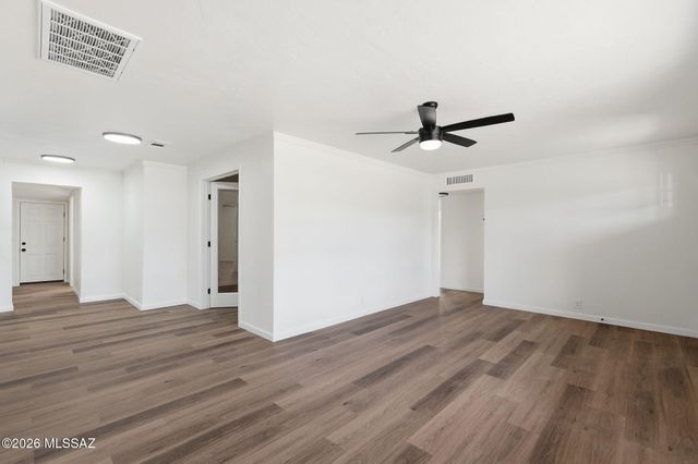3550 E Hampton Street, Tucson, AZ 85716