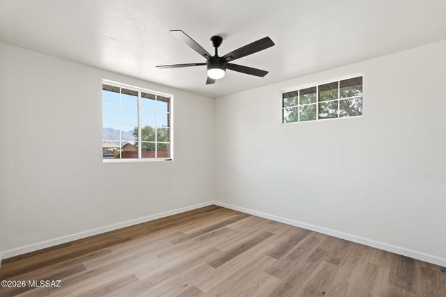 3550 E Hampton Street, Tucson, AZ 85716