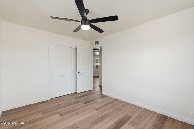 3550 E Hampton Street, Tucson, AZ 85716