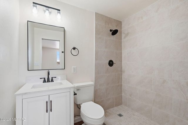 3550 E Hampton Street, Tucson, AZ 85716