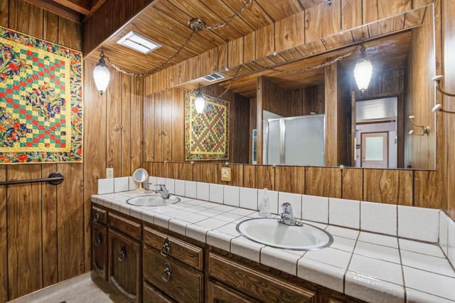 44249 Shaver Lake Road, Shaver Lake, CA 93664