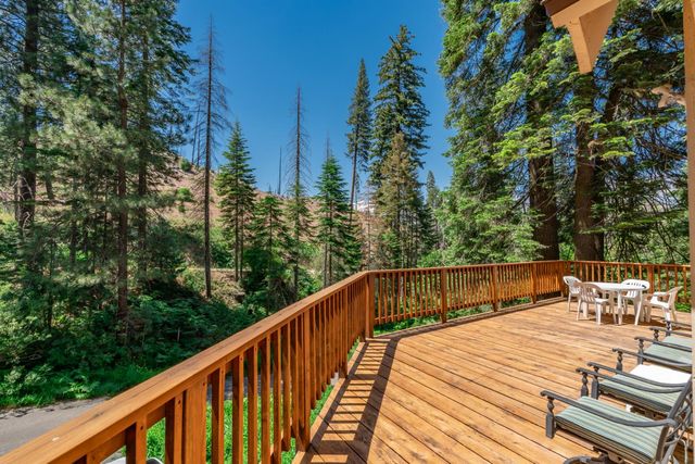 44249 Shaver Lake Road, Shaver Lake, CA 93664