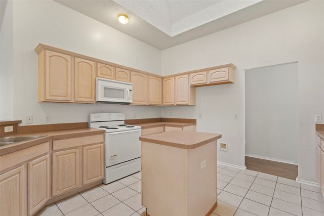 520 Jeff Grimes Boulevard, Desoto, TX 75115