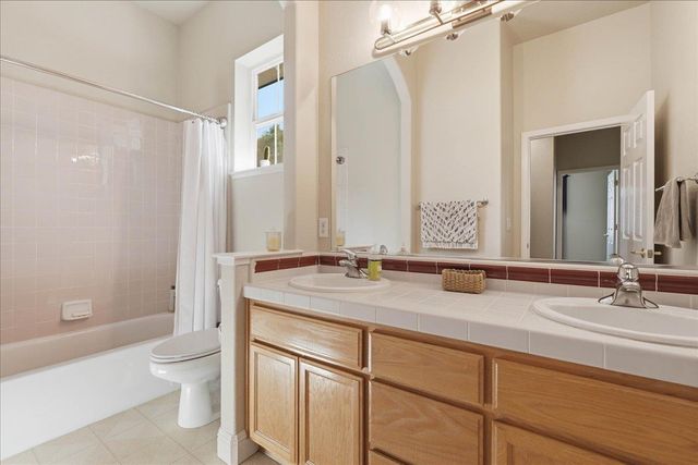 3621 Foxmore Ln, Rescue, CA 95672