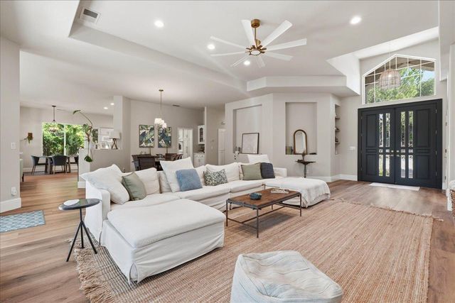 3621 Foxmore Ln, Rescue, CA 95672