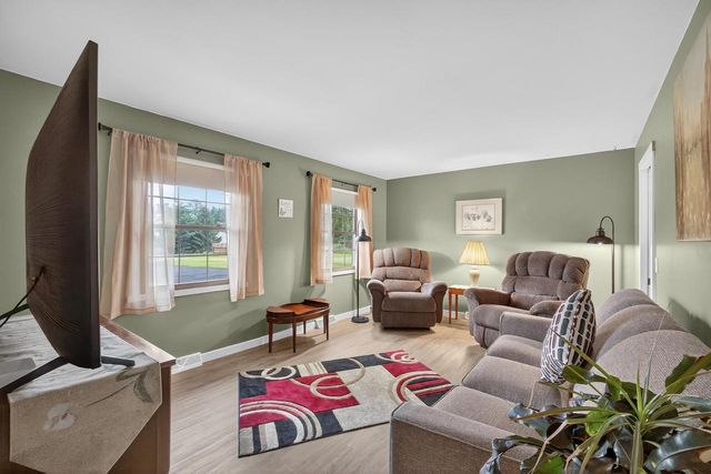 4110 WESLAN DRIVE, Wisconsin Rapids, WI 54494