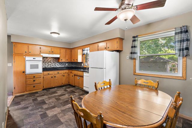 2836 121st Lane NW, Coon Rapids, MN 55433