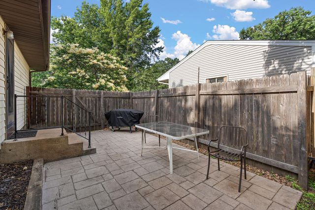 2836 121st Lane NW, Coon Rapids, MN 55433