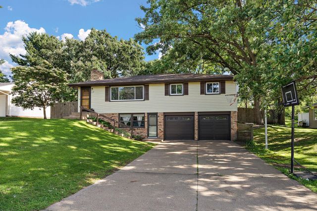 2836 121st Lane NW, Coon Rapids, MN 55433