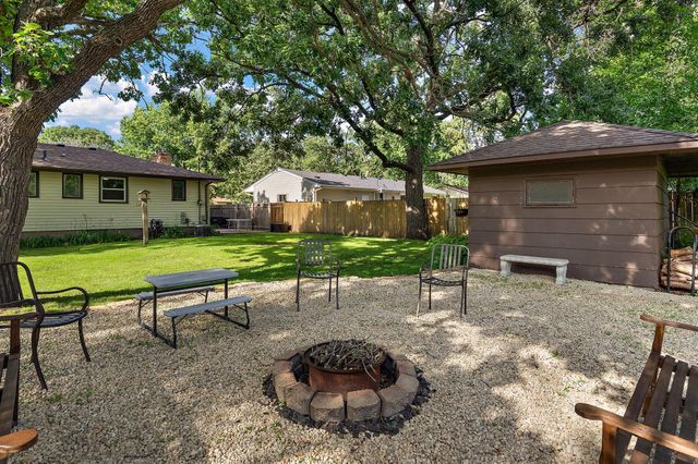 2836 121st Lane NW, Coon Rapids, MN 55433
