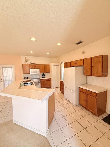 3010 VICTORIA DRIVE, Kissimmee, FL 34746