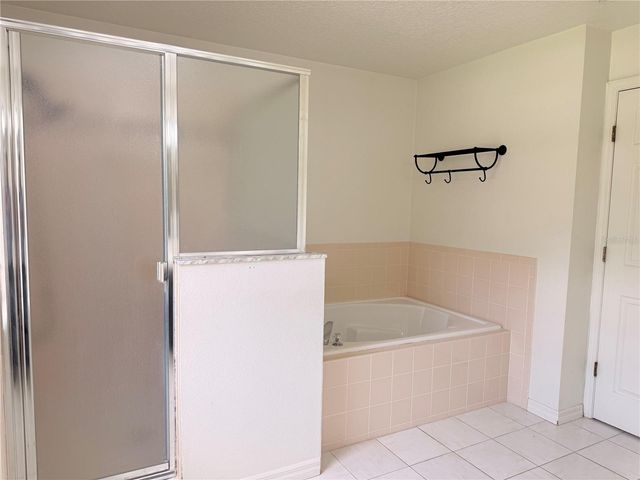 3010 VICTORIA DRIVE, Kissimmee, FL 34746