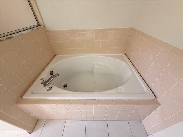 3010 VICTORIA DRIVE, Kissimmee, FL 34746
