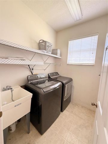 3010 VICTORIA DRIVE, Kissimmee, FL 34746
