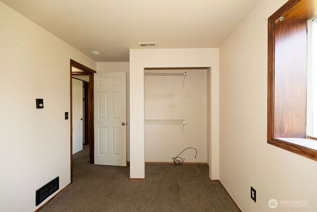 10210 C Street E, Tacoma, WA 88445