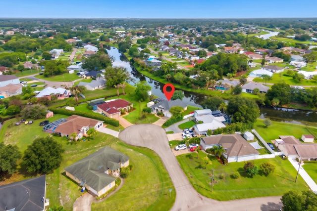 301 SW Buzby Court, Port St. Lucie, Port St Lucie, FL 34953