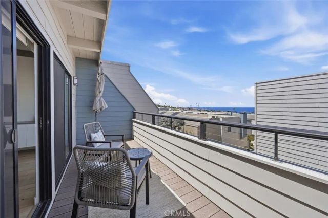 439 Camino De Las Colinas, Redondo Beach, CA 90277