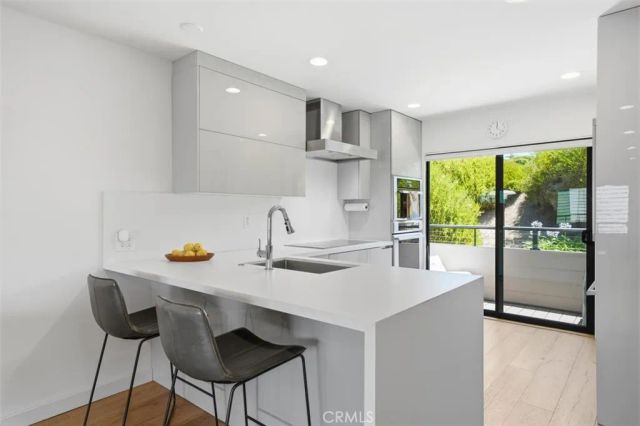 439 Camino De Las Colinas, Redondo Beach, CA 90277