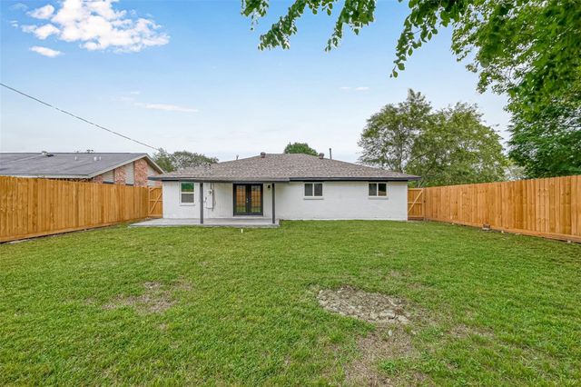 17114 Folsom Drive, Houston, TX 77049