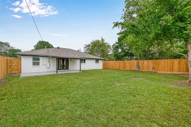 17114 Folsom Drive, Houston, TX 77049