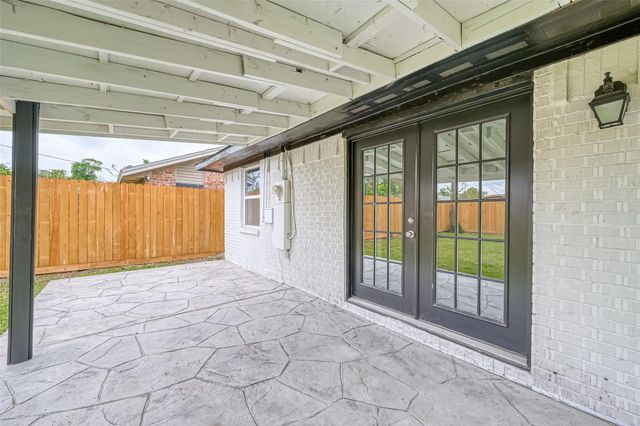 17114 Folsom Drive, Houston, TX 77049