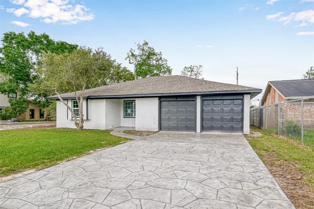17114 Folsom Drive, Houston, TX 77049