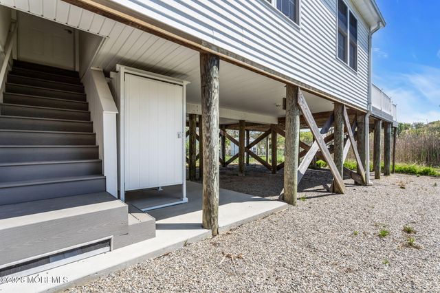 318 Elizabeth Avenue, Toms River, NJ 08753