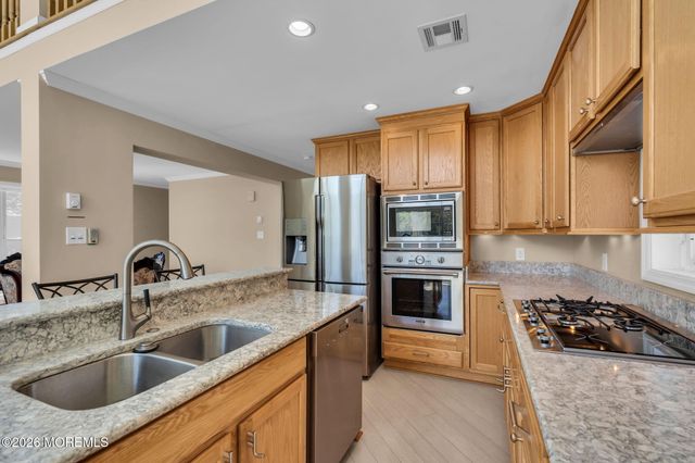 318 Elizabeth Avenue, Toms River, NJ 08753