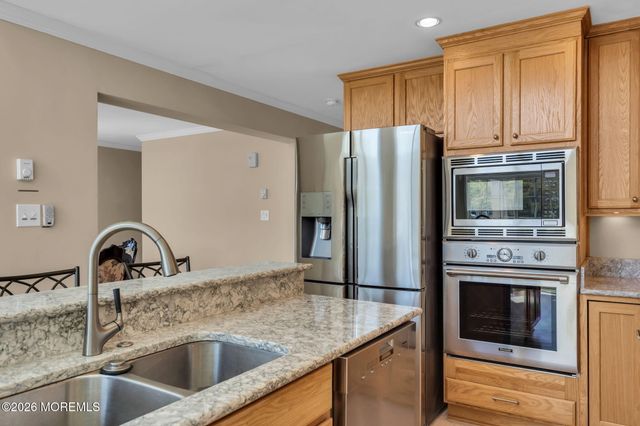 318 Elizabeth Avenue, Toms River, NJ 08753