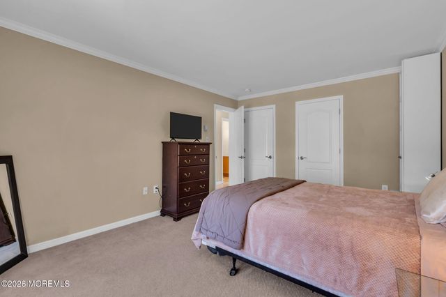 318 Elizabeth Avenue, Toms River, NJ 08753