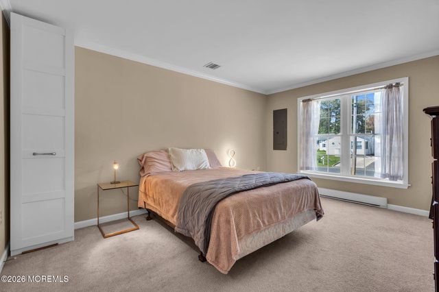 318 Elizabeth Avenue, Toms River, NJ 08753