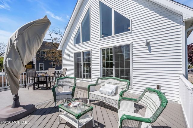 318 Elizabeth Avenue, Toms River, NJ 08753