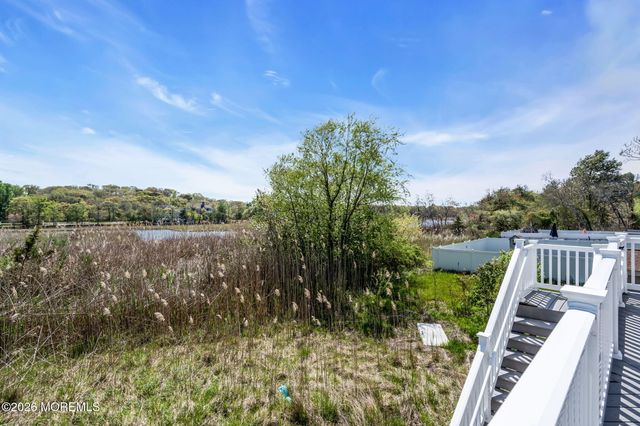 318 Elizabeth Avenue, Toms River, NJ 08753