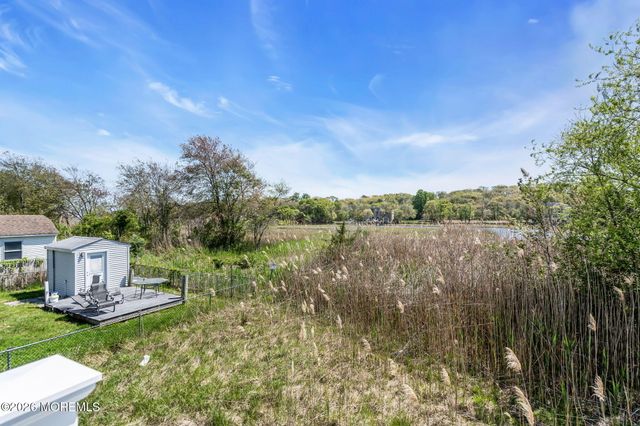 318 Elizabeth Avenue, Toms River, NJ 08753