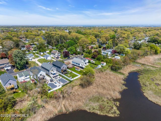 318 Elizabeth Avenue, Toms River, NJ 08753