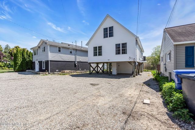318 Elizabeth Avenue, Toms River, NJ 08753