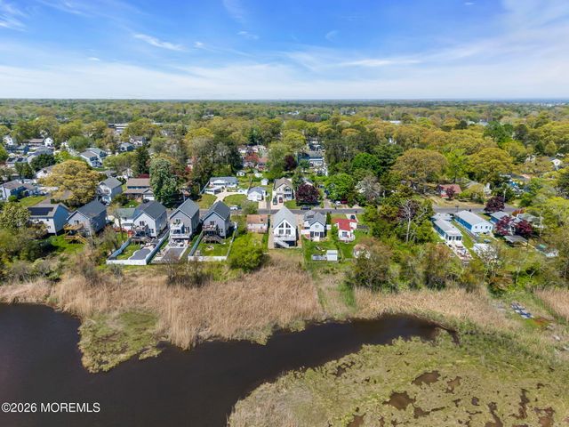 318 Elizabeth Avenue, Toms River, NJ 08753