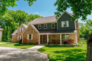2615 Wild Berry AVENUE, Waterford, WI 53185