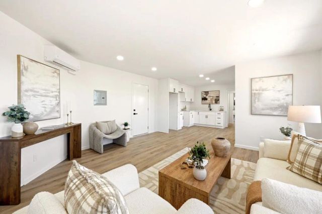 1024 Circle Drive, Escondido, CA 92025