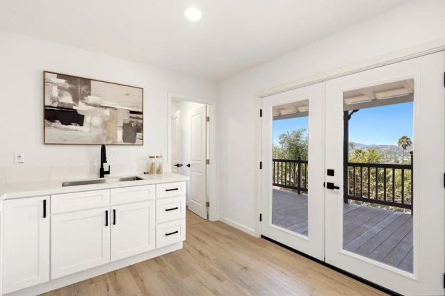 1024 Circle Drive, Escondido, CA 92025