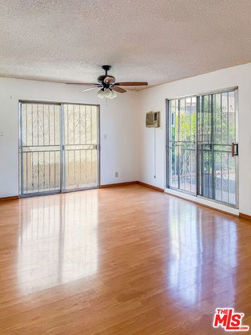 2660 Newell Street, Los Angeles, CA 90039