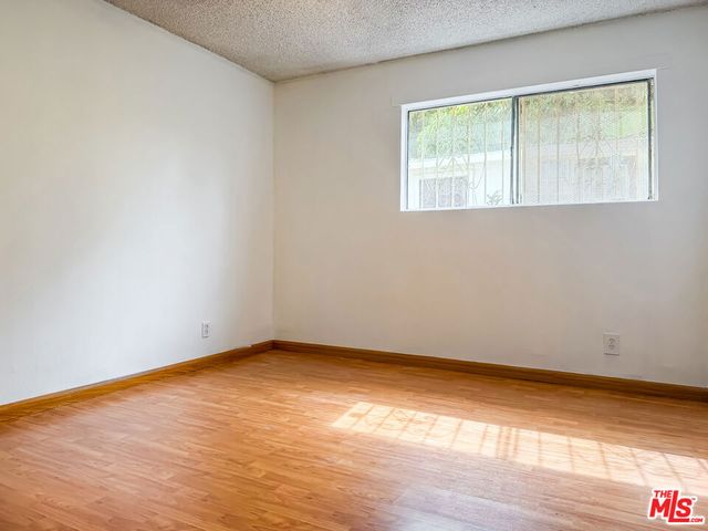 2660 Newell Street, Los Angeles, CA 90039